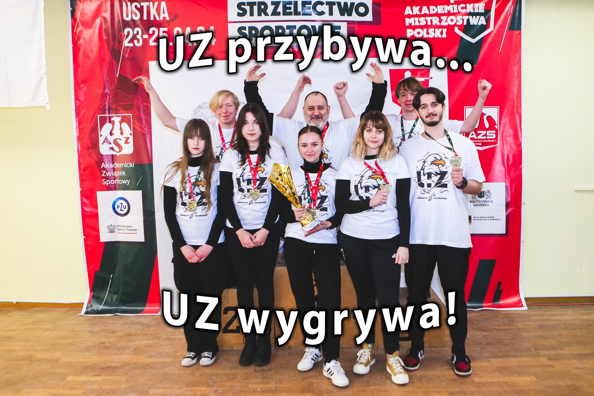 UZ przybywa... UZ wygrywa!