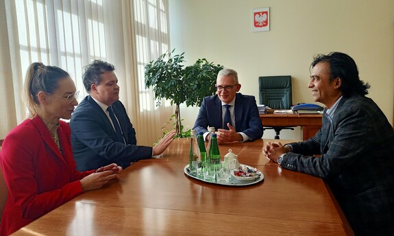 Spotkanie dotyczące dalszego rozwoju współpracy UZ z firmą LUMEL S.A.