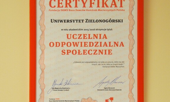 Certyfikat UCZELNIA ODPOWIEDZIALNA SPOŁECZNIE  dla UZ